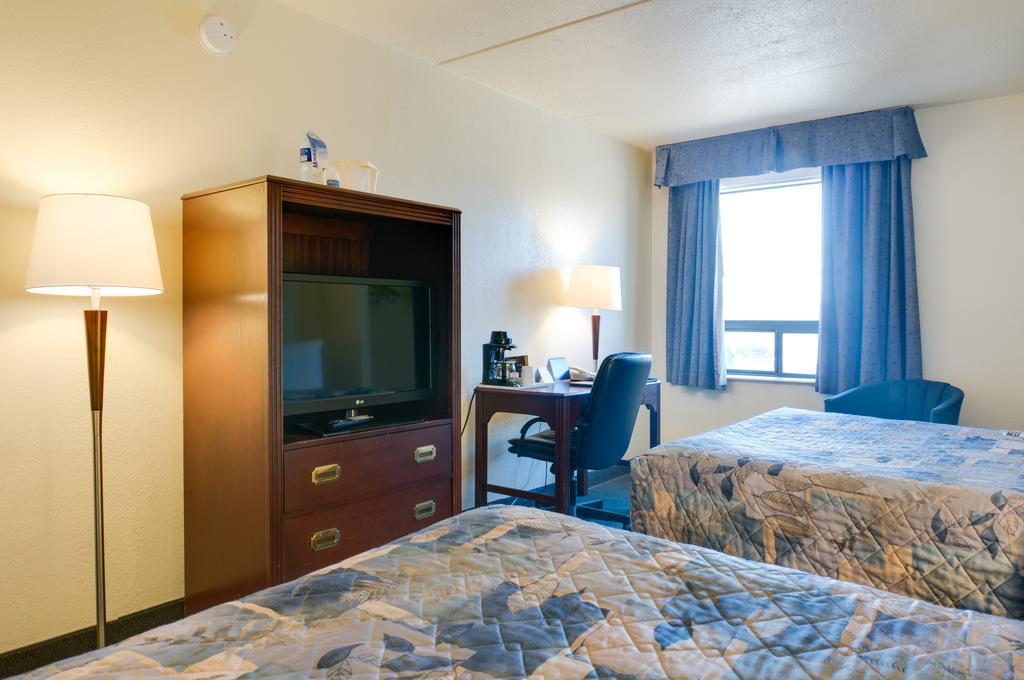 Travelodge Calgary Macleod Trail Room photo